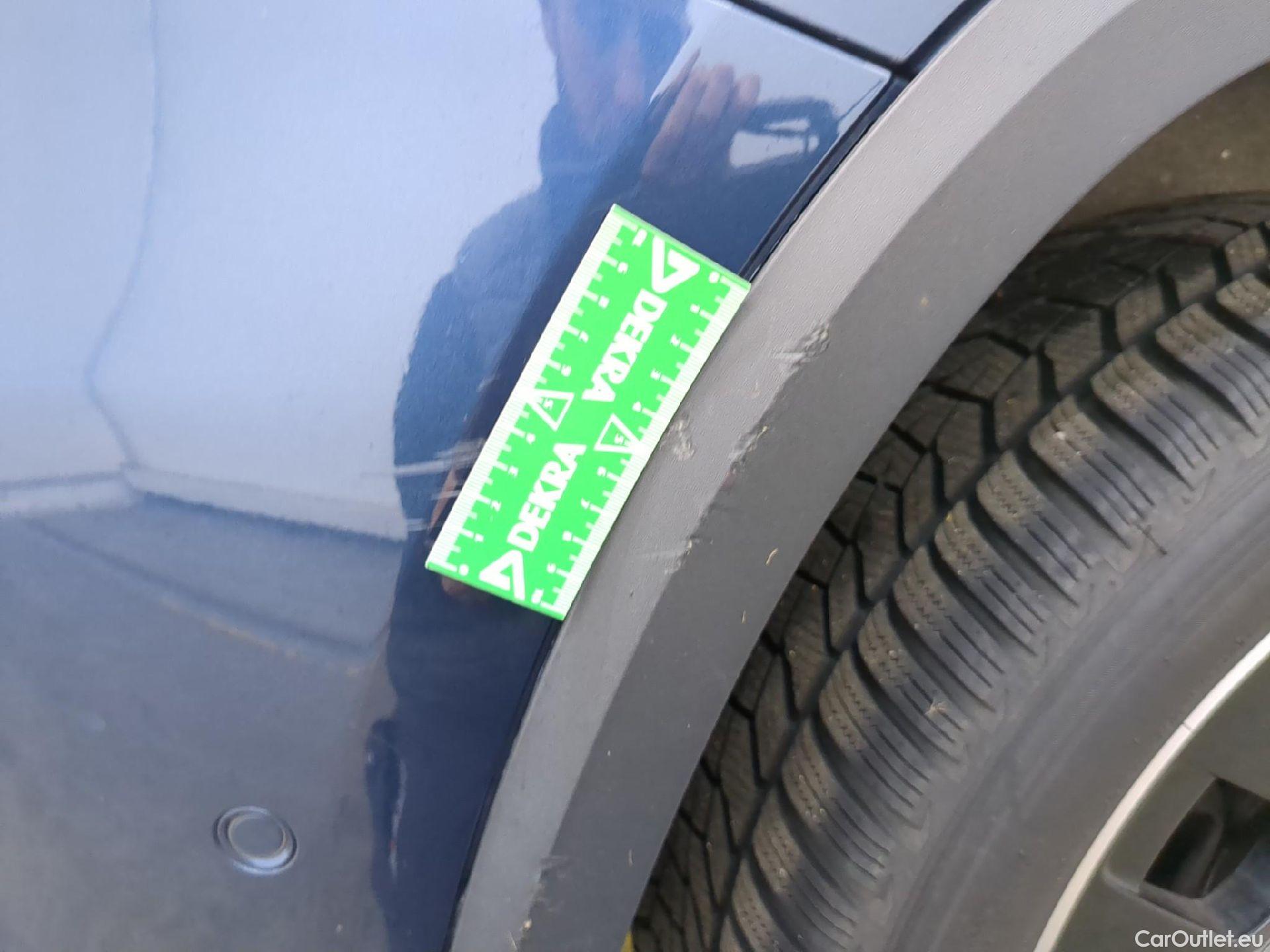  Mercedes  GLA MERCEDES-BENZ  / 2020 / 5P / SUV 2.0  200 D BUSINESS LINE DCT #8