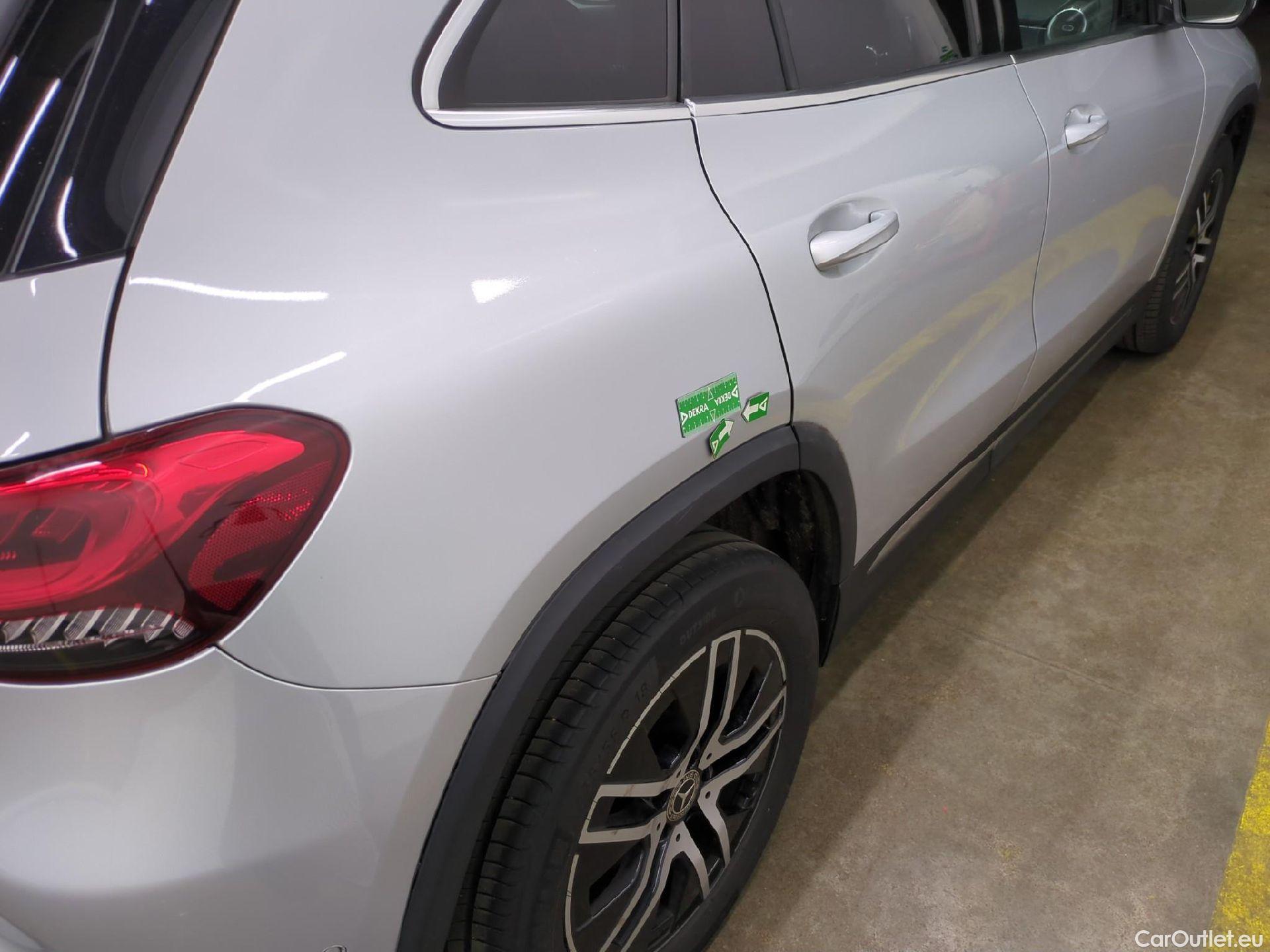  Mercedes  GLA MERCEDES-BENZ  / 2020 / 5P / SUV 2.0  200 D BUSINESS LINE DCT #17