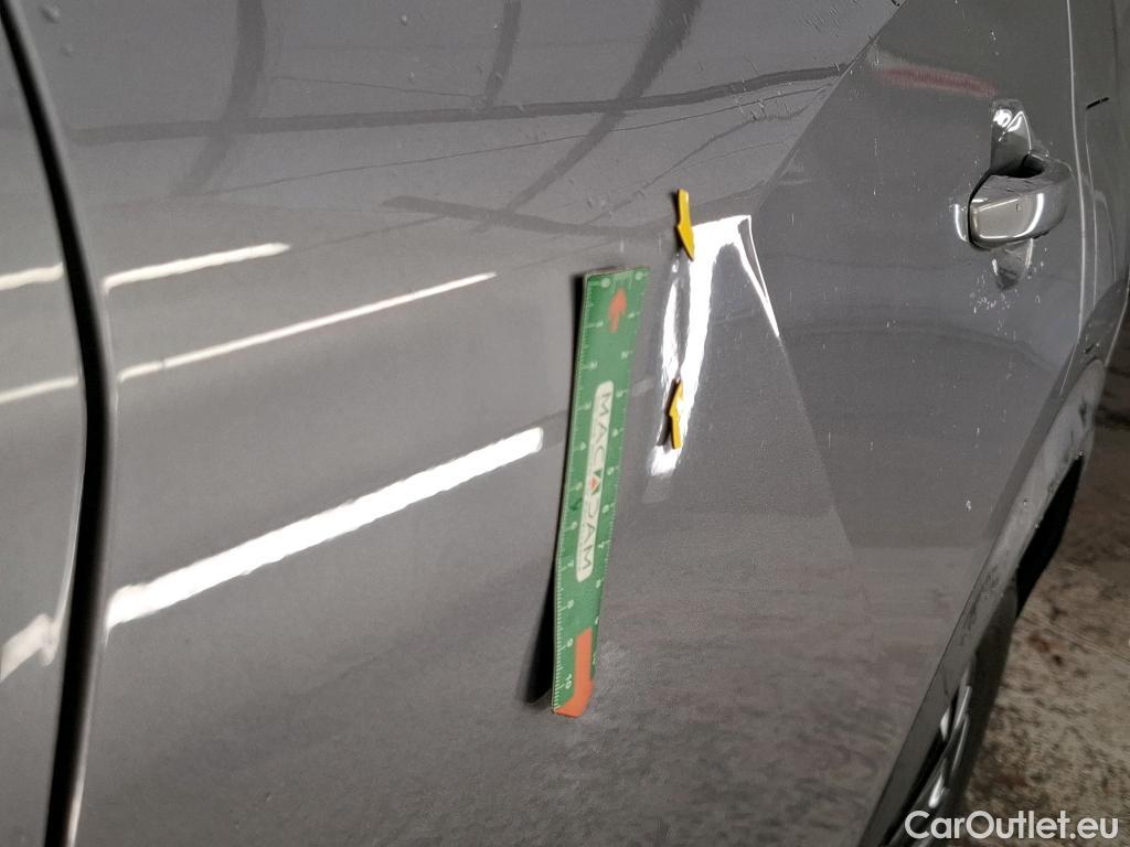  Peugeot  2008  Allure Pack 1.5 HDi 130CV BVA8 E6d #28