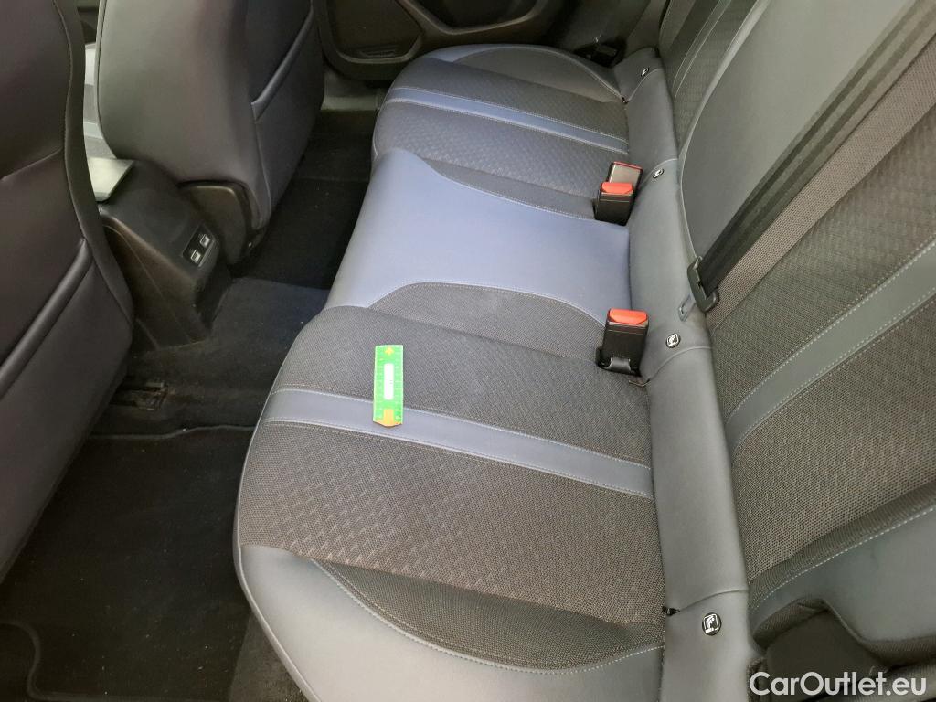  Peugeot  2008  Allure Business 1.5 HDi 130CV BVA8 E6d #16