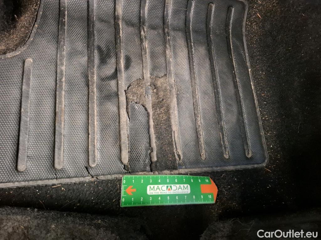  Peugeot  2008  Allure Pack 1.5 HDi 130CV BVA8 E6d #3