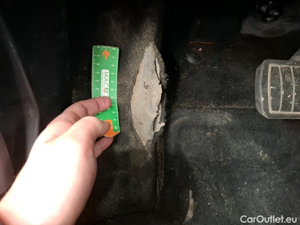  Peugeot  2008  Allure Business 1.5 HDi 130CV BVA8 E6d #2