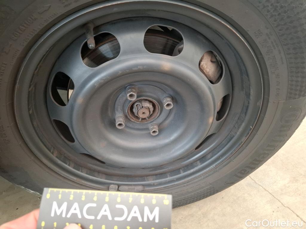  Peugeot  2008  Active Business 1.5 HDi 130CV BVA8 E6d #32