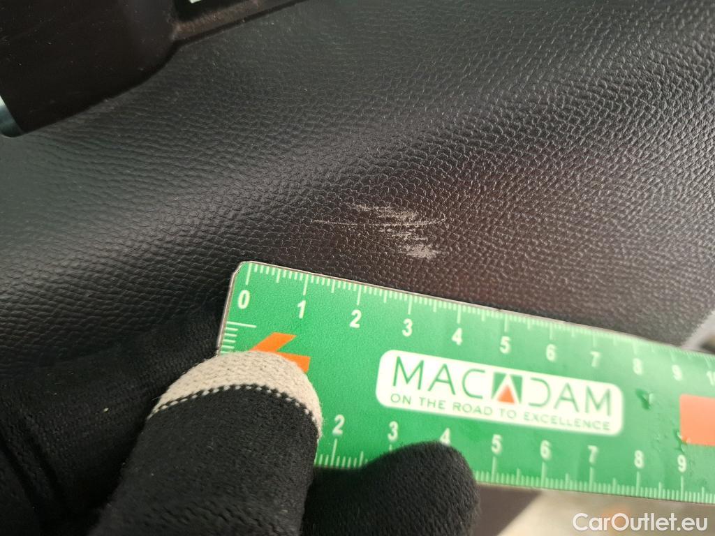  Peugeot  2008  Allure Pack 1.5 HDi 130CV BVA8 E6d #13