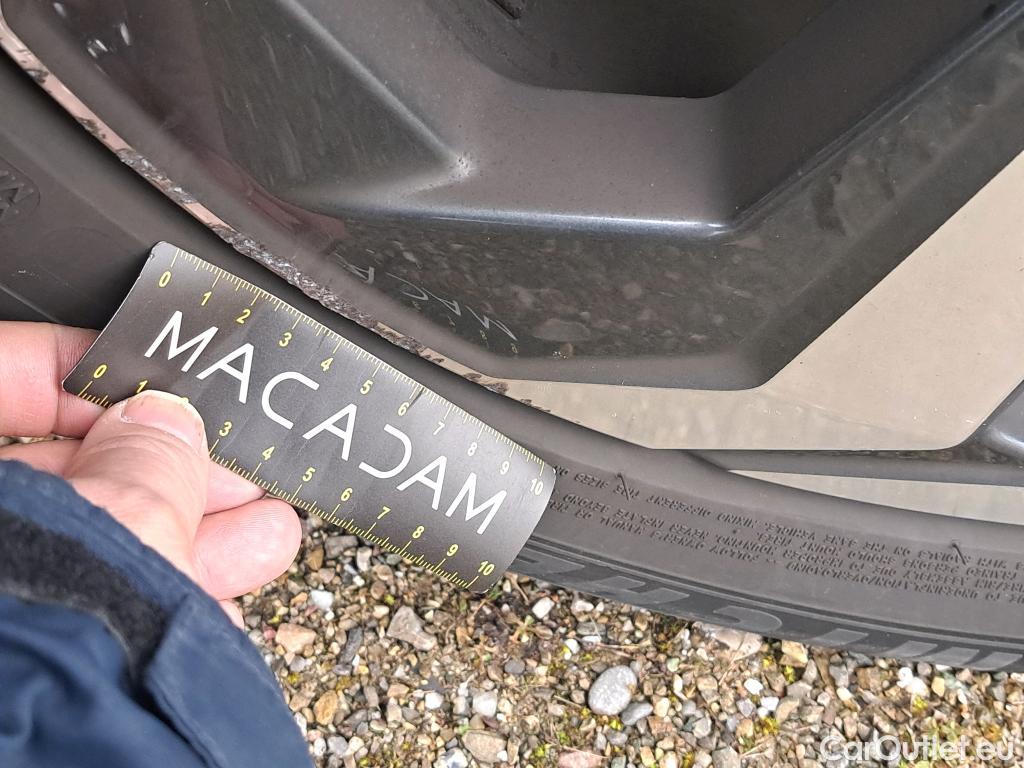  Nissan  Qashqai NISSAN  / 2021 / 5P / Crossover 1.3 MHEV 158ch Xtronic N-Connecta #8