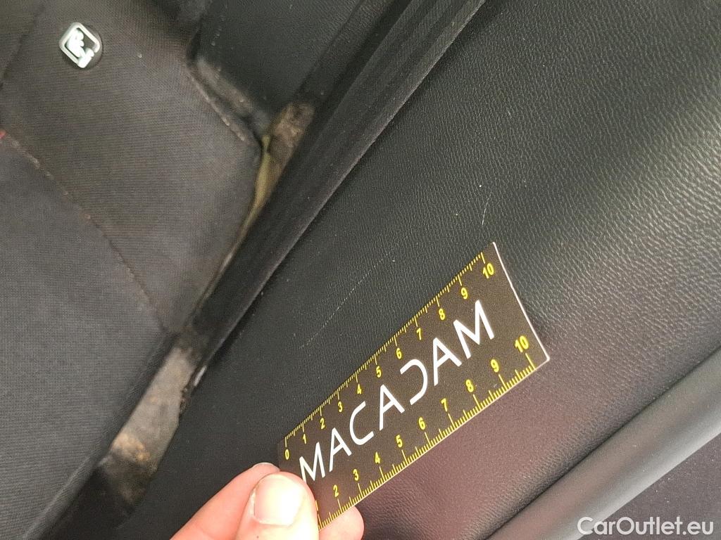  Peugeot  2008  Active Business 1.5 HDi 130CV BVA8 E6d #31