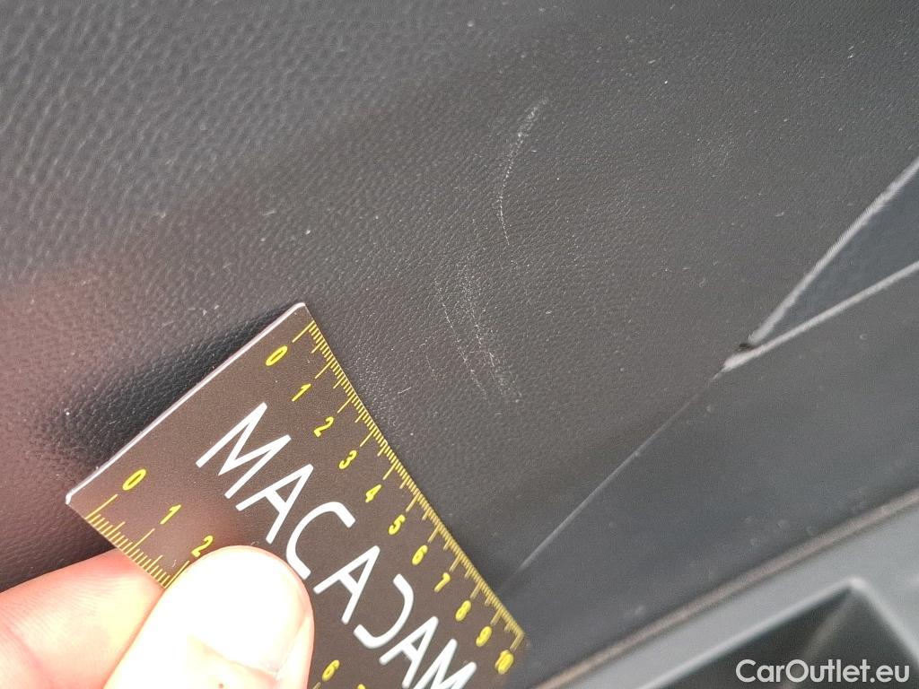  Peugeot  2008  Active Business 1.5 HDi 130CV BVA8 E6d #25