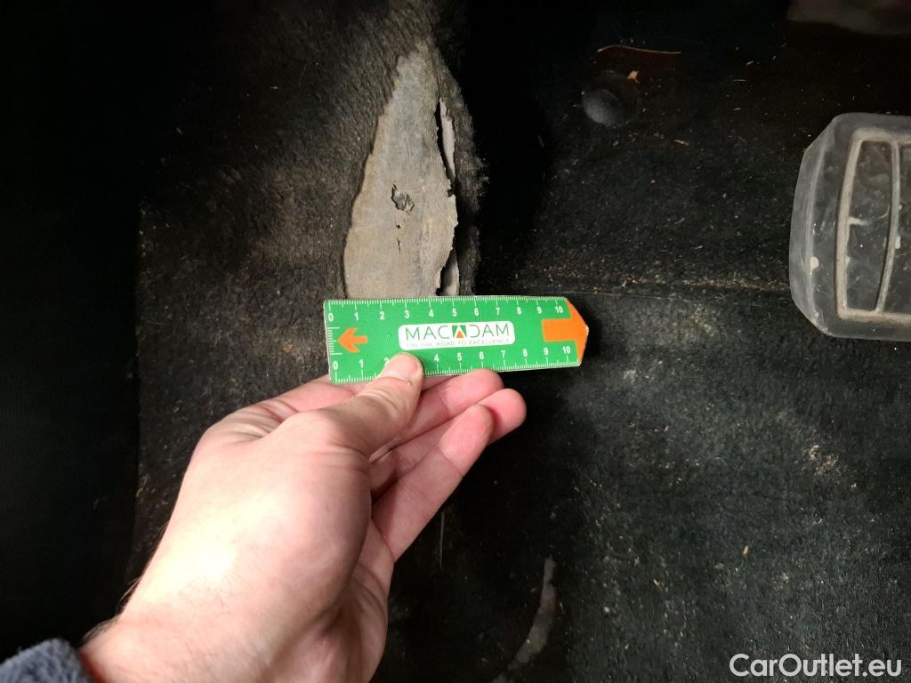  Peugeot  2008  Allure Business 1.5 HDi 130CV BVA8 E6d #3