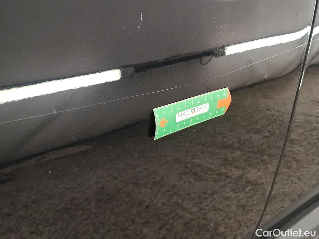  Peugeot  5008 PEUGEOT  2016 5P SUV Puretech 130 ACCESS #30