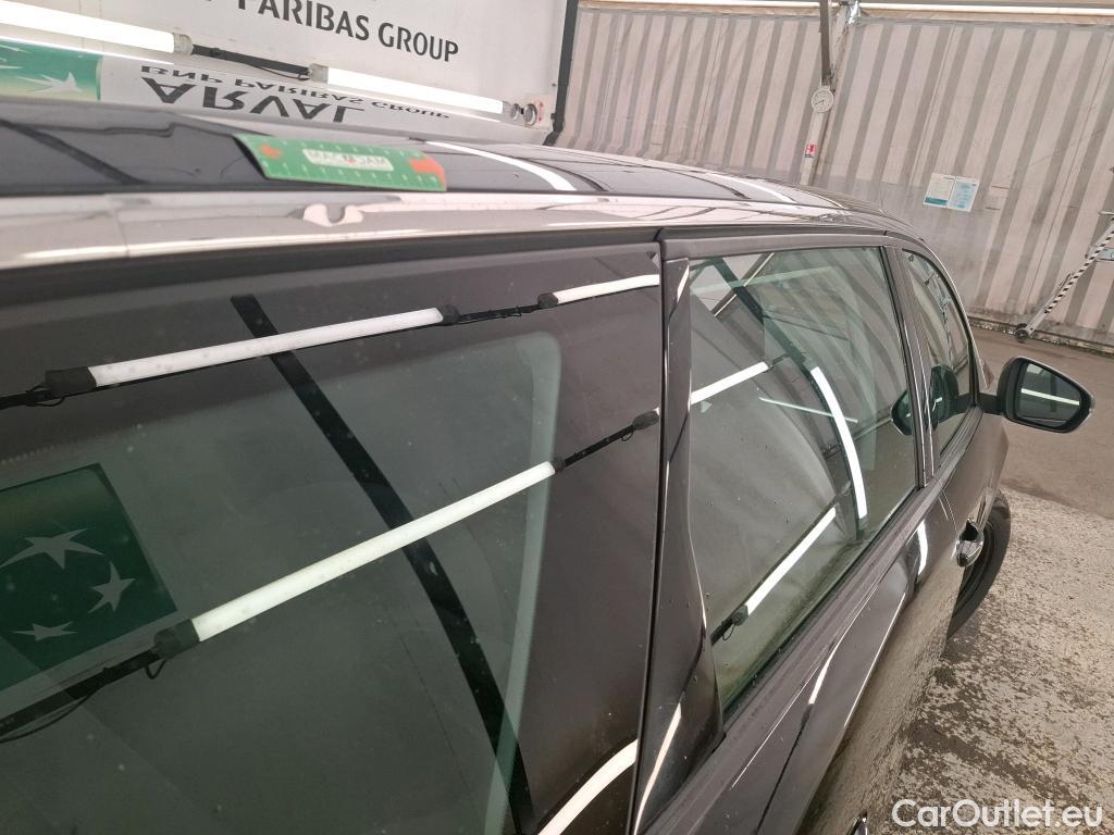  Peugeot  5008 PEUGEOT  2016 5P SUV Puretech 130 ACCESS #72