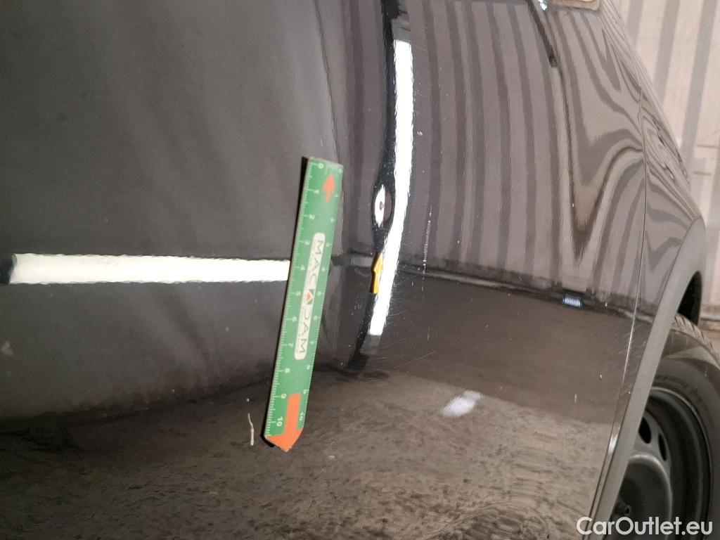  Peugeot  5008 PEUGEOT  2016 5P SUV Puretech 130 ACCESS #25