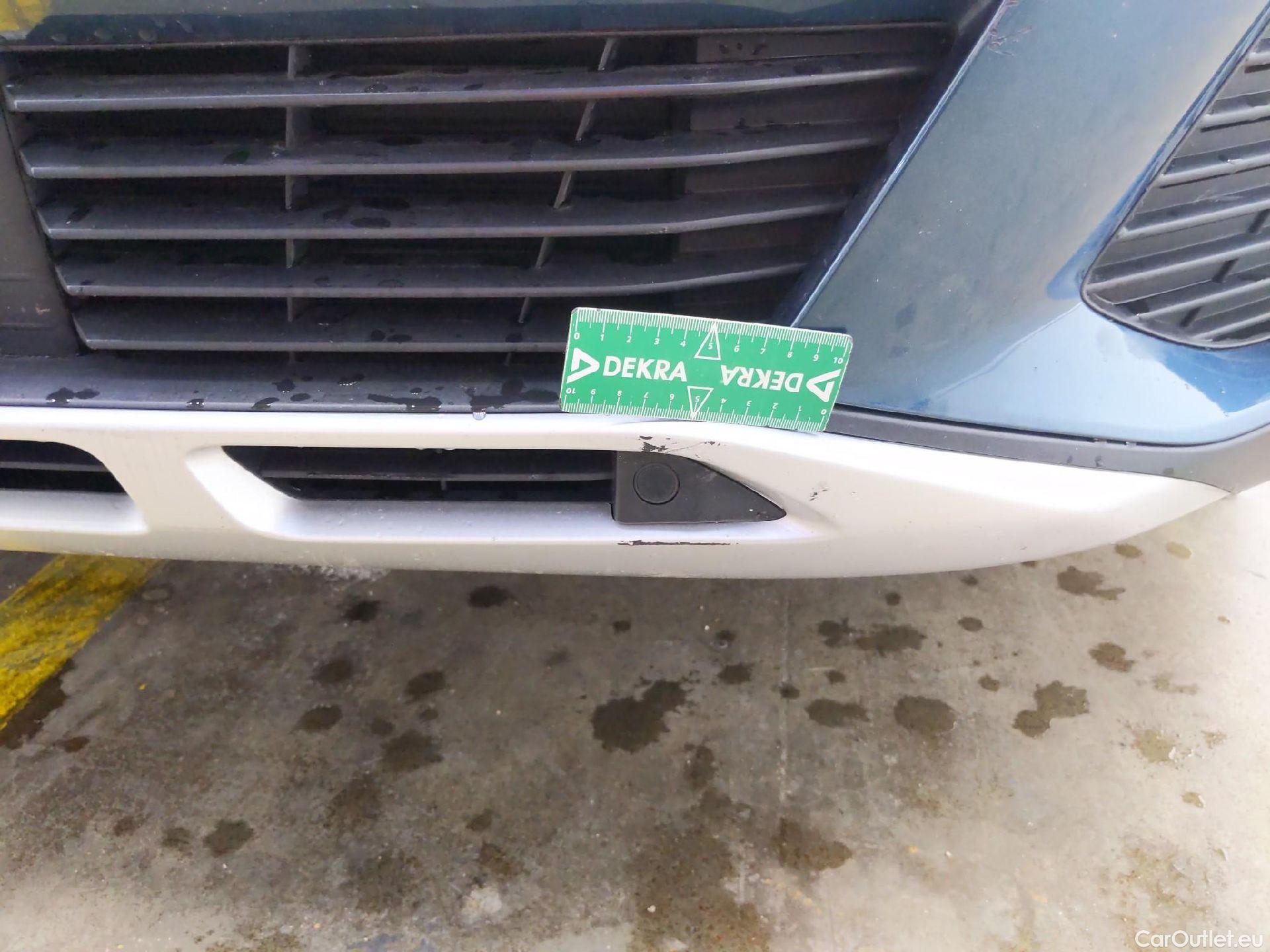  Peugeot  5008  Allure Business 1.5 HDi 130CV BVM6 7 Sieges E6dT #28