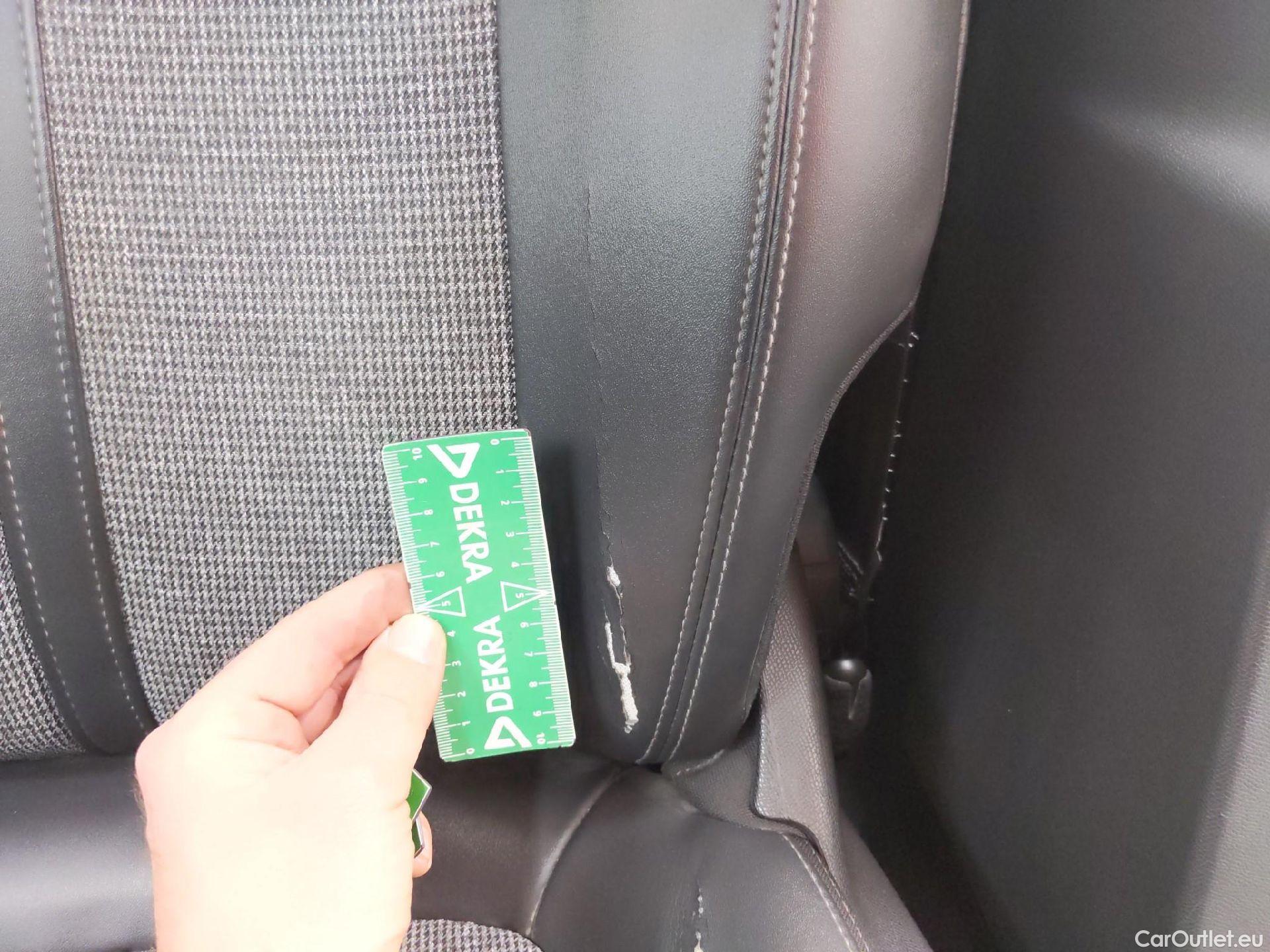  Peugeot  5008  Allure Business 1.5 HDi 130CV BVM6 7 Sieges E6dT #11