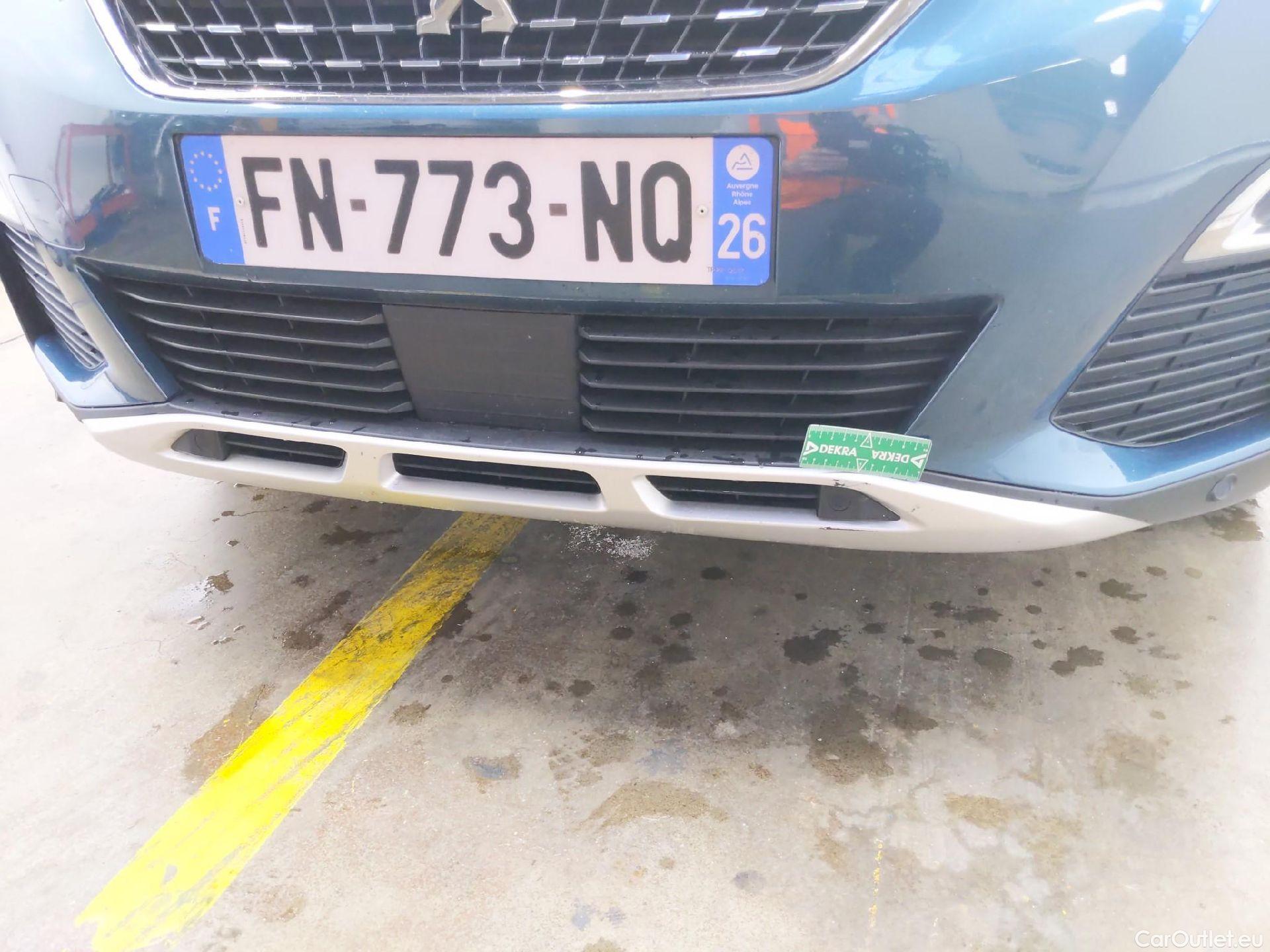  Peugeot  5008  Allure Business 1.5 HDi 130CV BVM6 7 Sieges E6dT #29