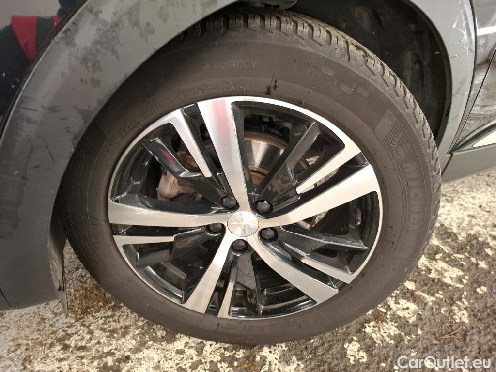  Peugeot  5008 PEUGEOT  / 2020 / 5P / SUV BlueHDi 130 S&S EAT8 GT #10