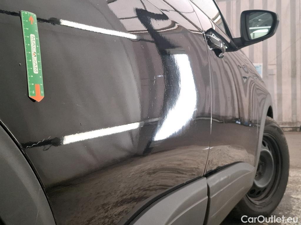  Peugeot  5008 PEUGEOT  2016 5P SUV Puretech 130 ACCESS #37