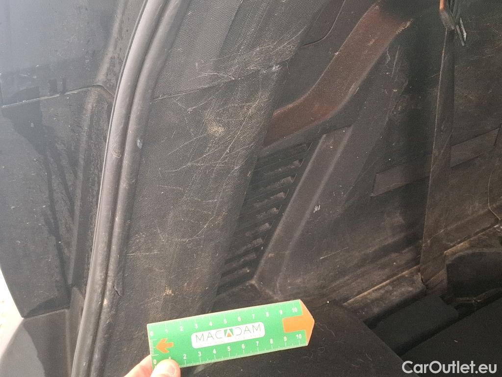  Peugeot  5008 PEUGEOT  2016 5P SUV Puretech 130 ACCESS #12