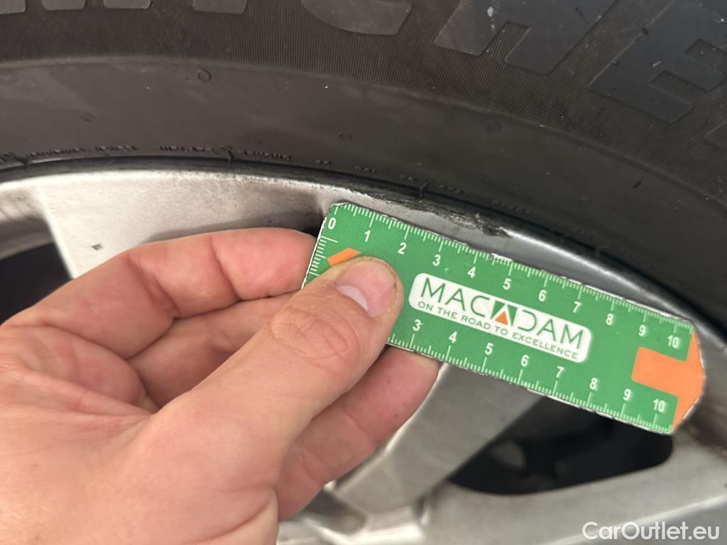  Peugeot  5008  Active Business 1.5 HDi 130CV BVA8 E6d #24