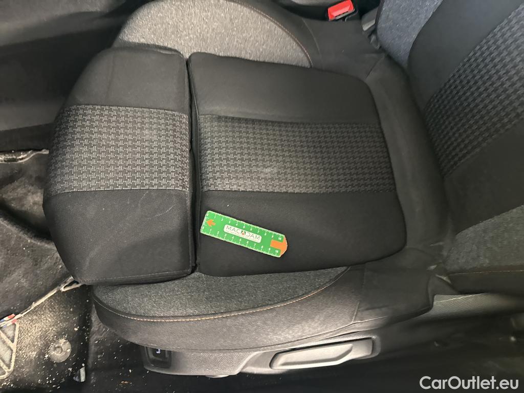  Peugeot  5008  Active Business 1.5 HDi 130CV BVA8 E6d #29