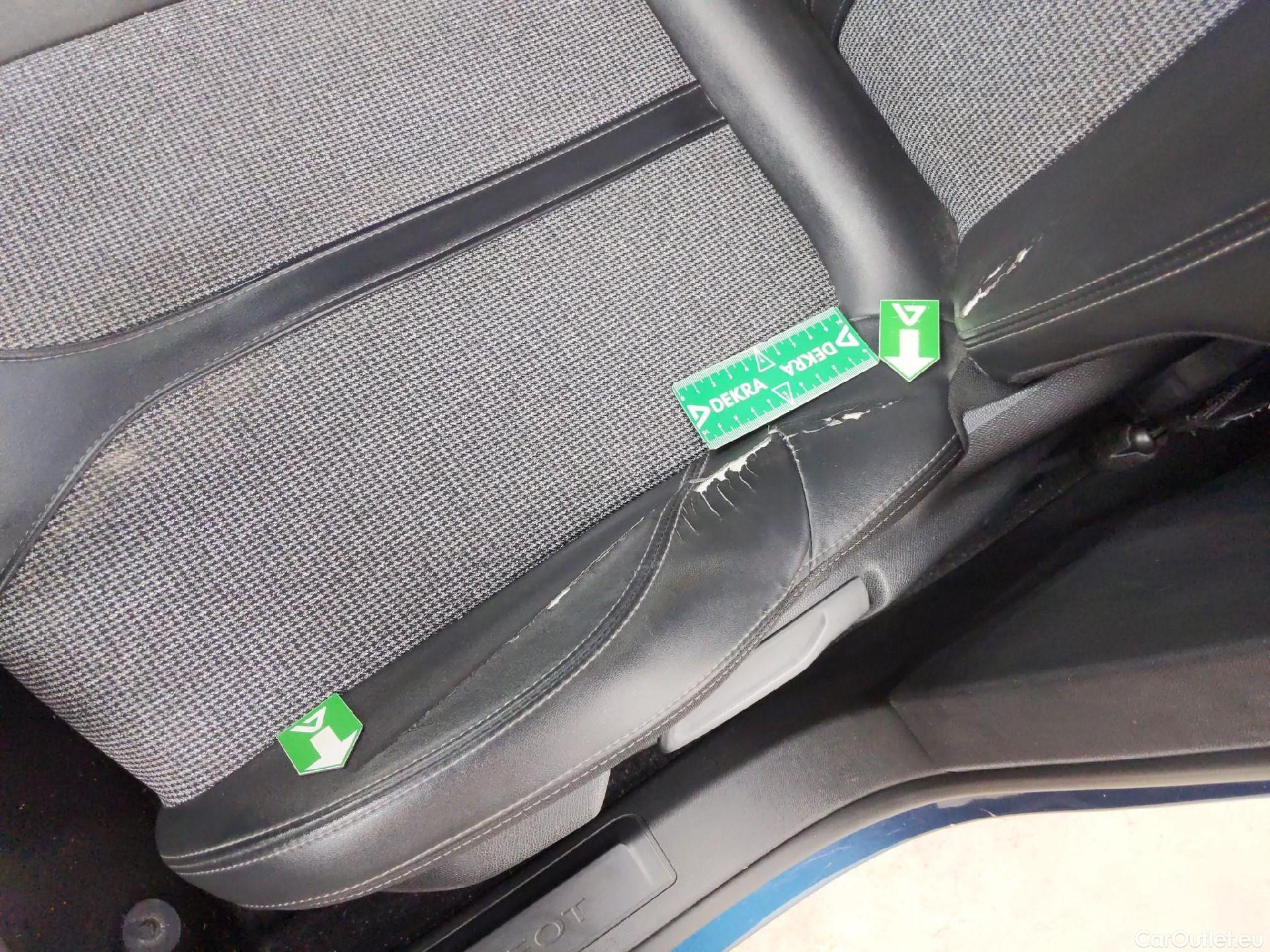  Peugeot  5008  Allure Business 1.5 HDi 130CV BVM6 7 Sieges E6dT #10