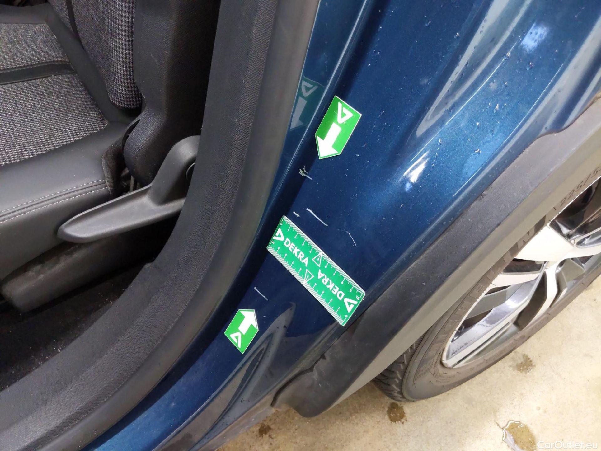  Peugeot  5008  Allure Business 1.5 HDi 130CV BVM6 7 Sieges E6dT #5