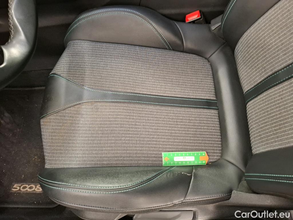  Peugeot  5008  Allure Pack 1.5 HDi 130CV BVA8 7 Sieges E6d #6