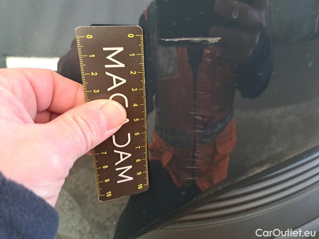  Renault  Captur  II Evolution 1.6 E-TECH Hybrid 145CV BVA6 E6d #4