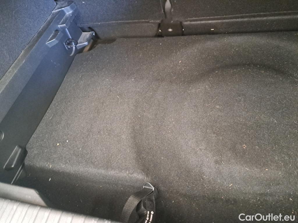  Renault  Captur  II Evolution 1.6 E-TECH Hybrid 145CV BVA6 E6d #8