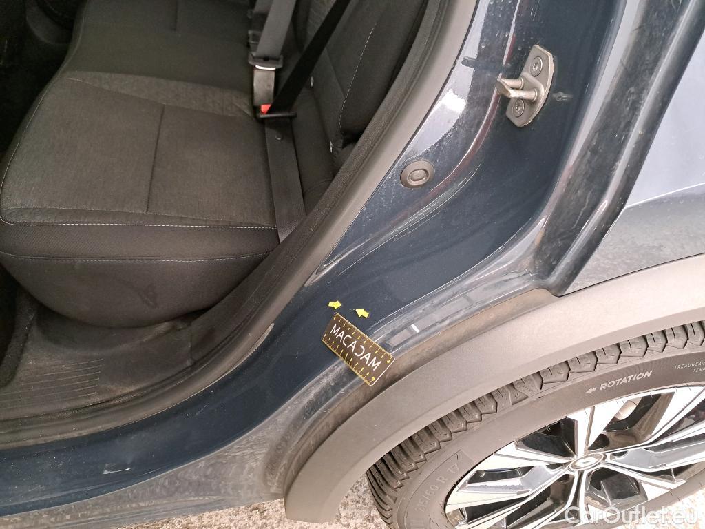  Renault  Captur  II Evolution 1.6 E-TECH Hybrid 145CV BVA6 E6d #10