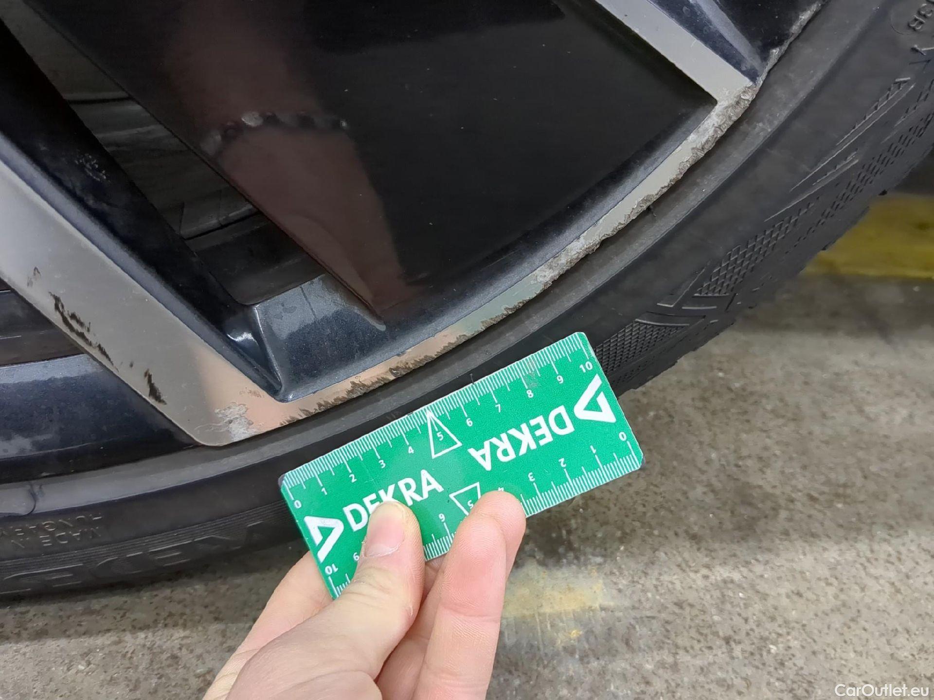  Skoda  Octavia SKODA  Combi / 2020 / 5P / Break 1.4 TSI PHEV iV 204 DSG6e Business #14