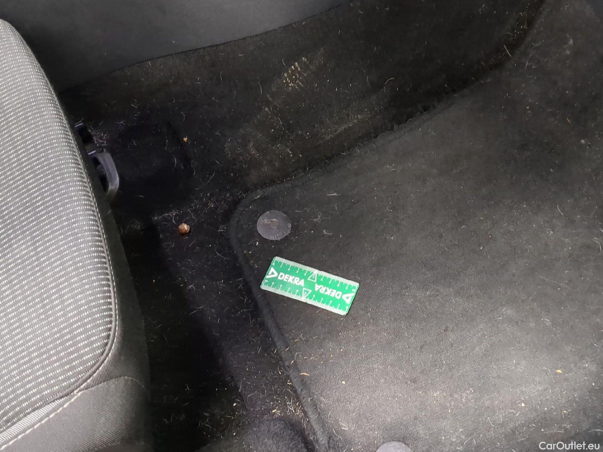  Skoda  Octavia SKODA  Combi / 2020 / 5P / Break 1.4 TSI PHEV iV 204 DSG6e Business #21