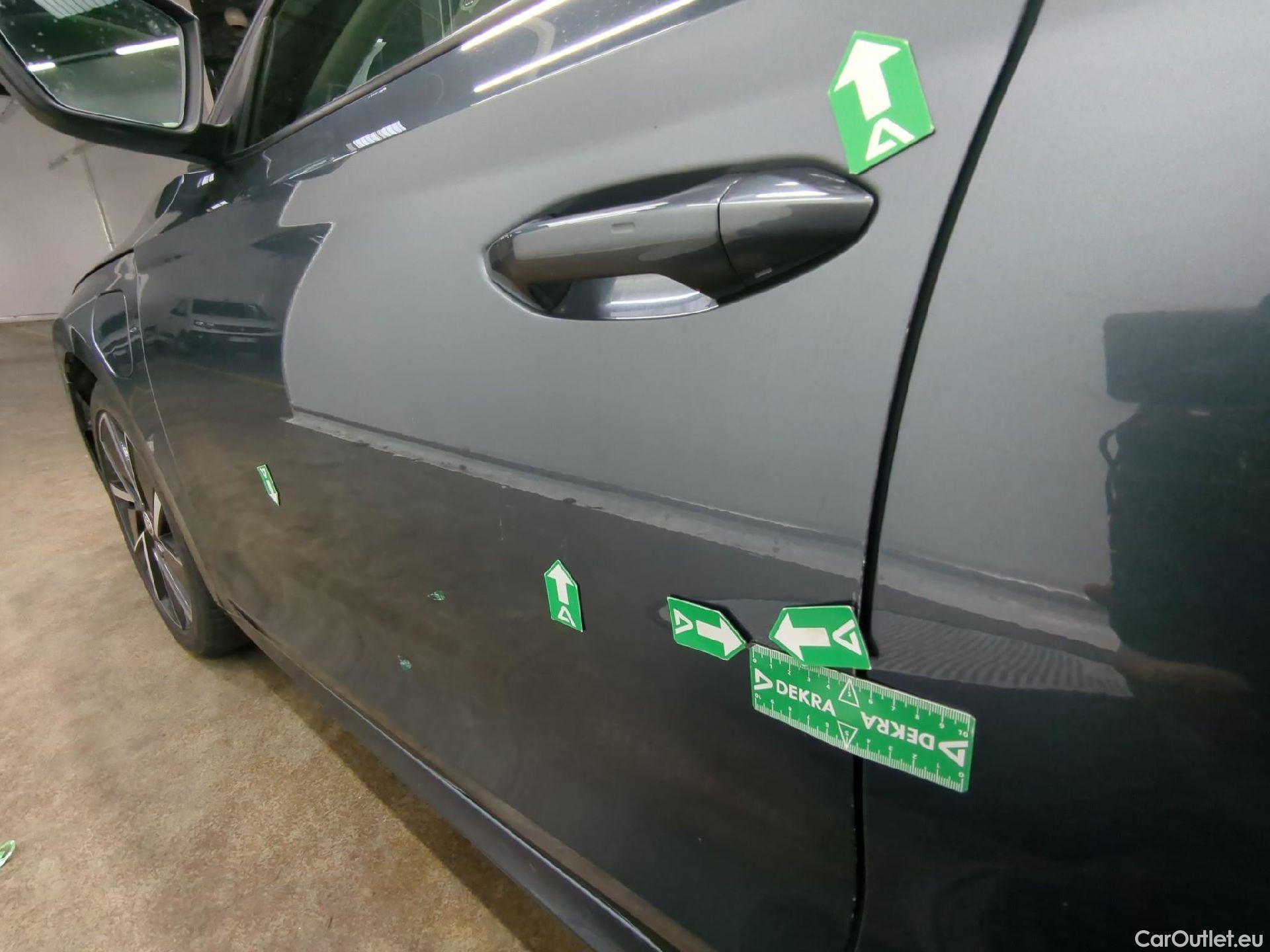  Skoda  Octavia SKODA  Combi / 2020 / 5P / Break 1.4 TSI PHEV iV 204 DSG6e Business #48