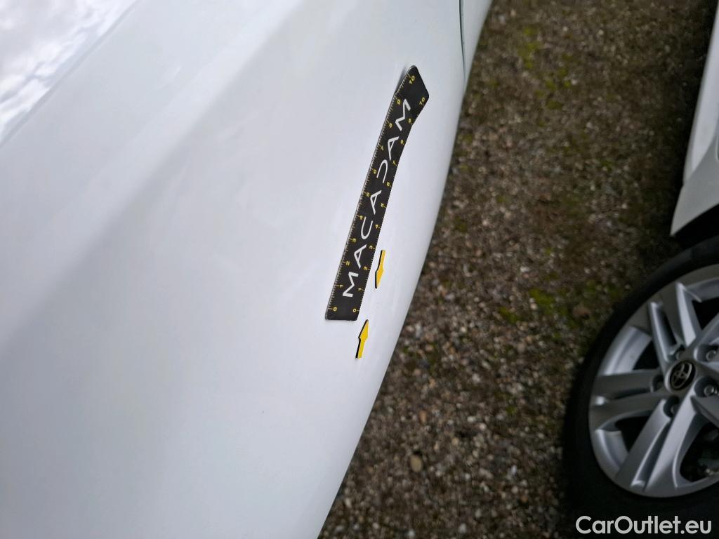  Toyota  Corolla TOYOTA  Touring Sports / 2018 / 5P / Break Hybride 122h Dynamic Business Beyond Zer #38