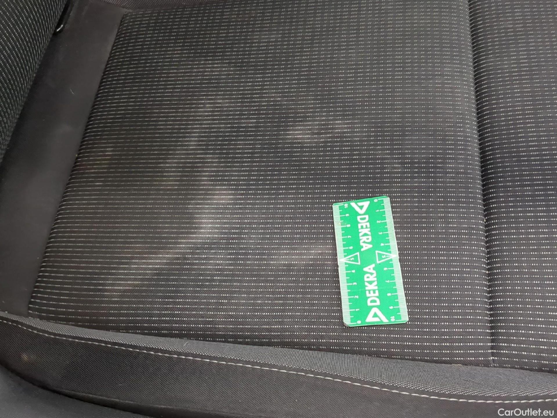  Skoda  Octavia SKODA  Combi / 2020 / 5P / Break 1.4 TSI PHEV iV 204 DSG6e Business #23