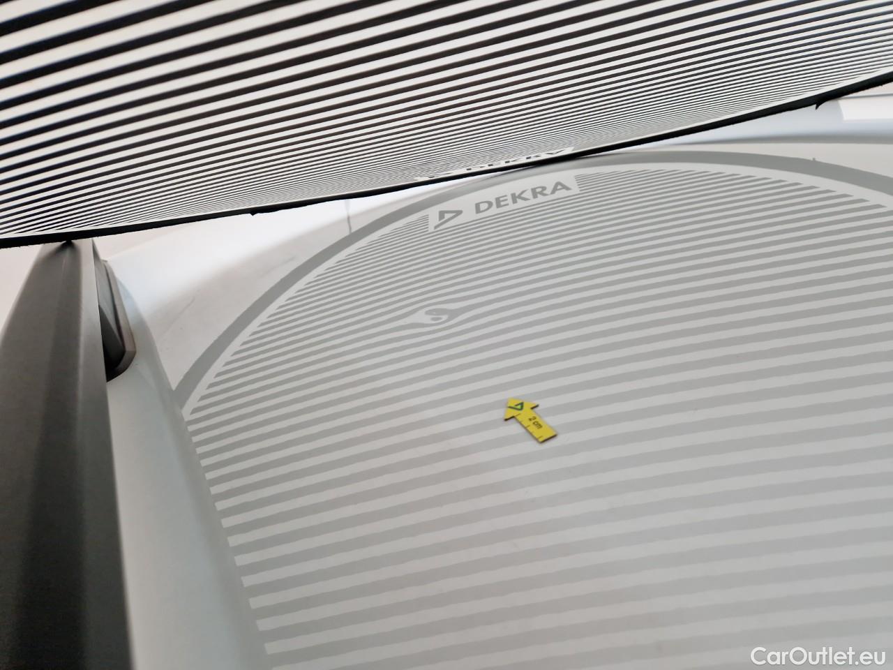  Dacia  Duster 1.5 Blue dCi 115CP Comfort 4WD #33