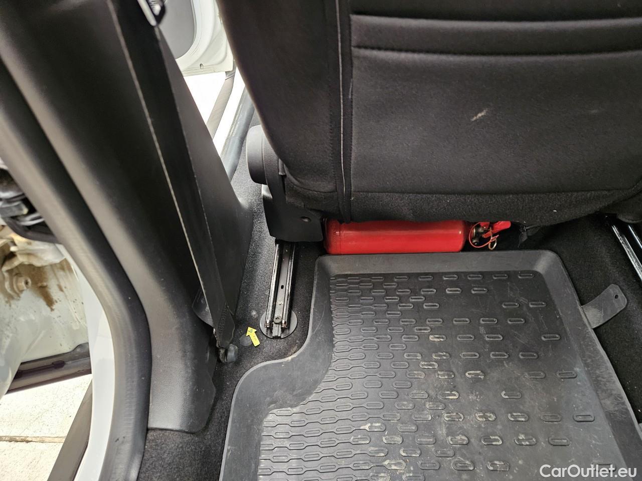  Dacia  Duster 1.5 Blue dCi 115CP Expression 4x4 #40