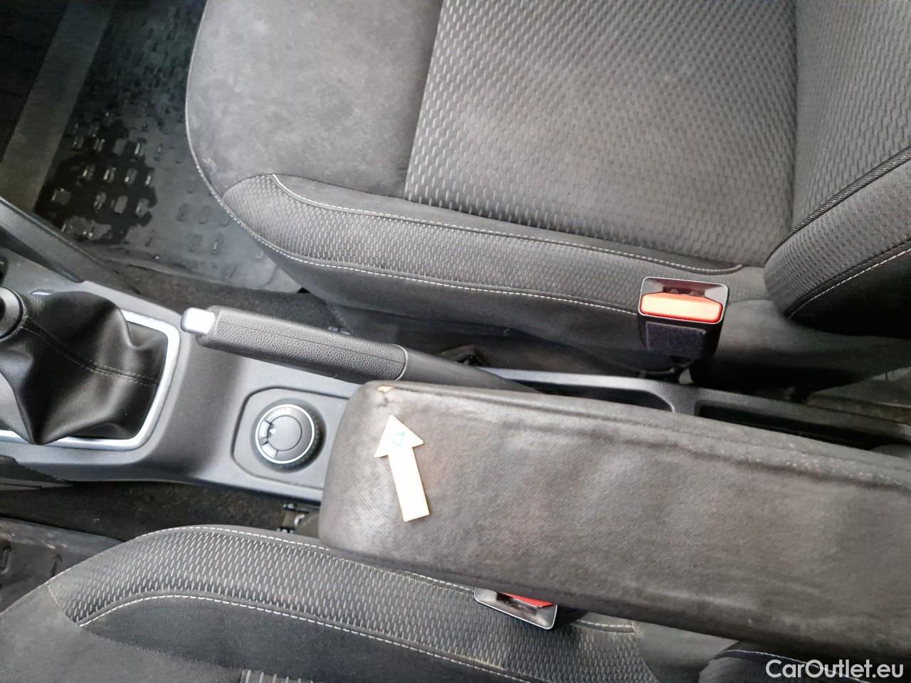  Dacia  Duster 1.5 Blue dCi 115CP Comfort 4WD #42