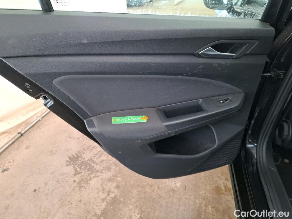  Volkswagen  Golf  VOLKSWAGEN / 2020 / 5P / Berline 2.0 TDI SCR 115 DSG7 Life Busi #1