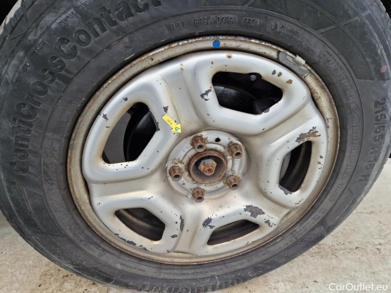  Dacia  Duster 1.5 Blue dCi 115CP Comfort 4WD #13