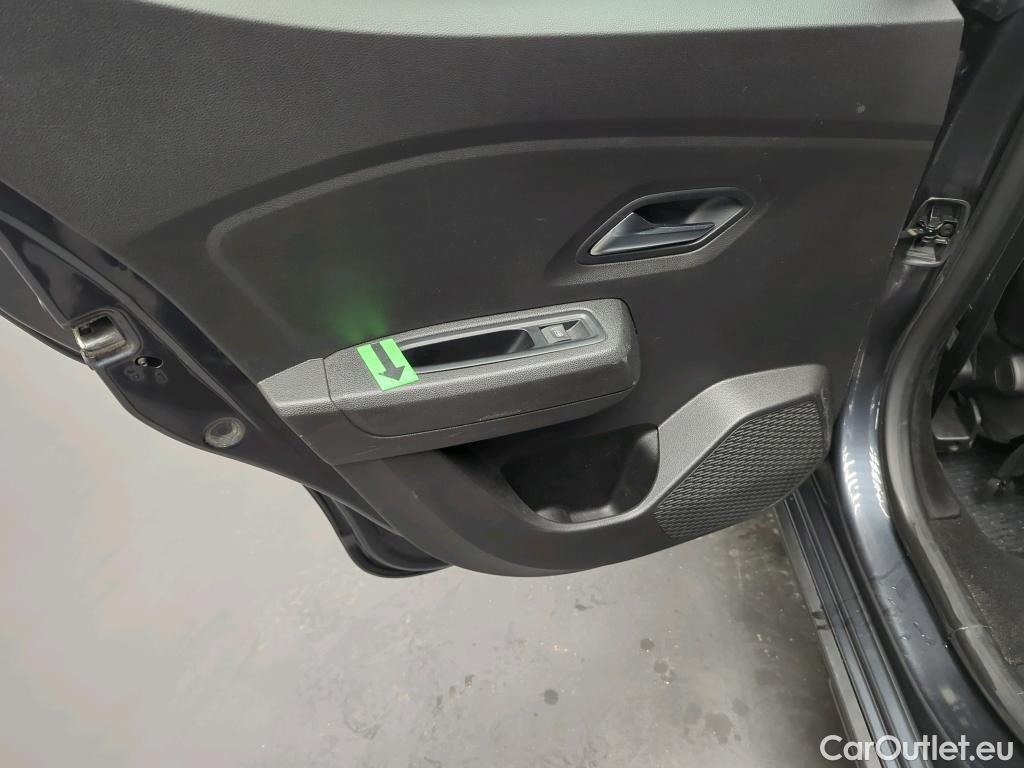  Dacia  Sandero 1.0 TCe 90CP Stepway Comfort #39