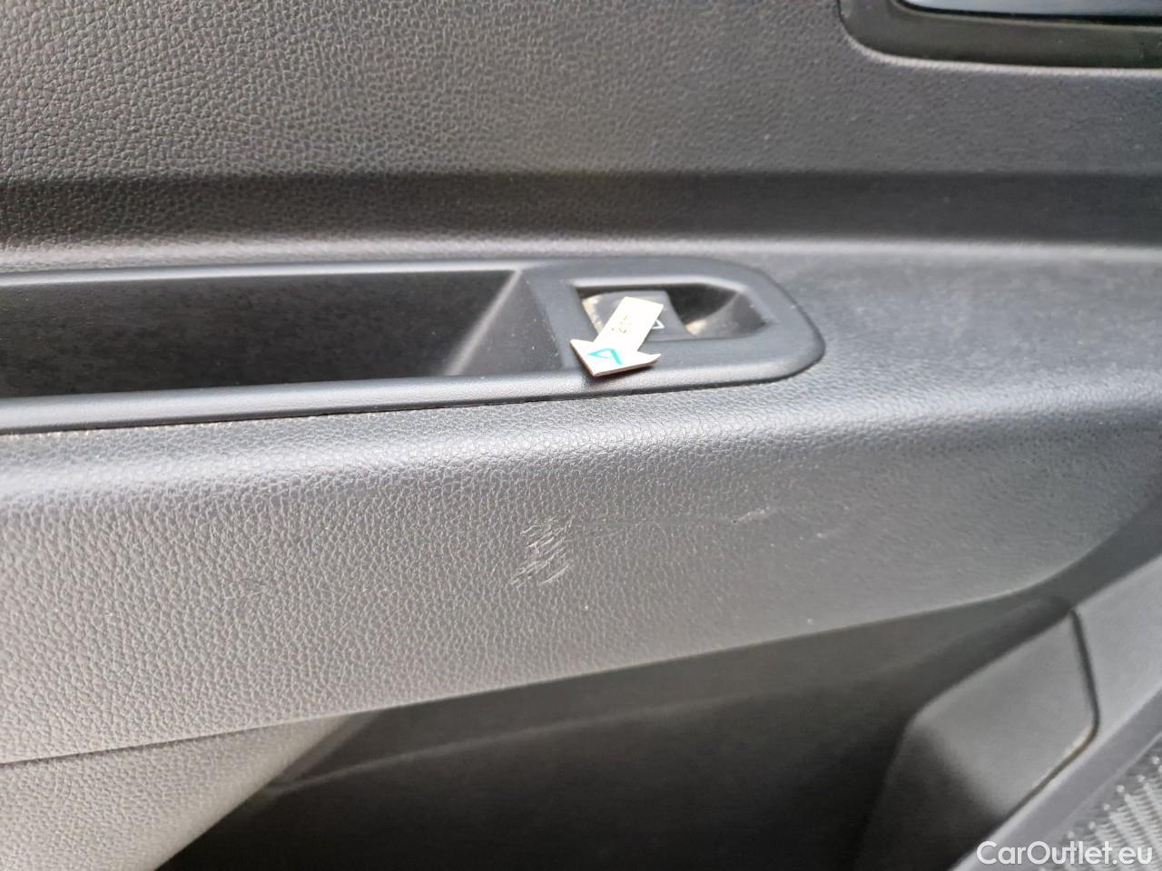  Dacia  Duster 1.5 Blue dCi 115CP Comfort 4WD #46