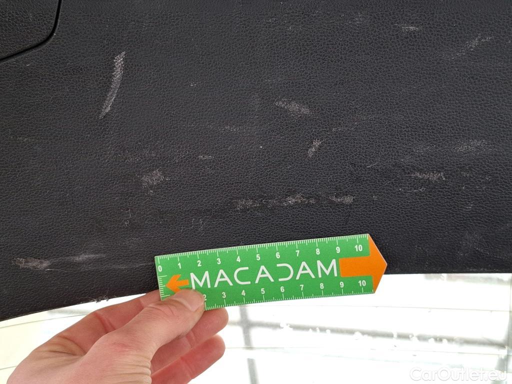  Volkswagen  Golf  VOLKSWAGEN / 2020 / 5P / Berline 2.0 TDI SCR 115 DSG7 Life Busi #13