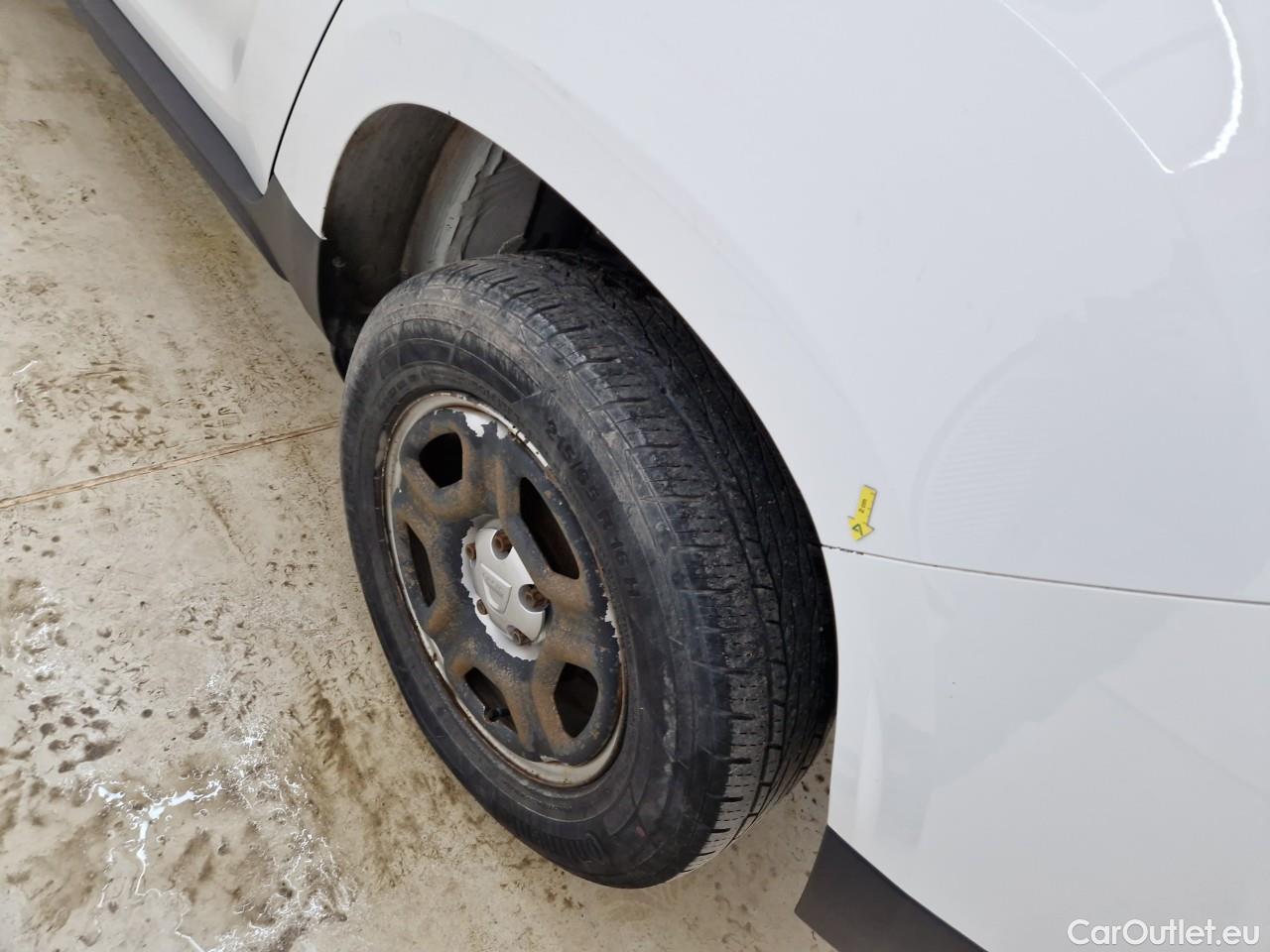  Dacia  Duster 1.5 Blue dCi 115CP Comfort 4WD #22