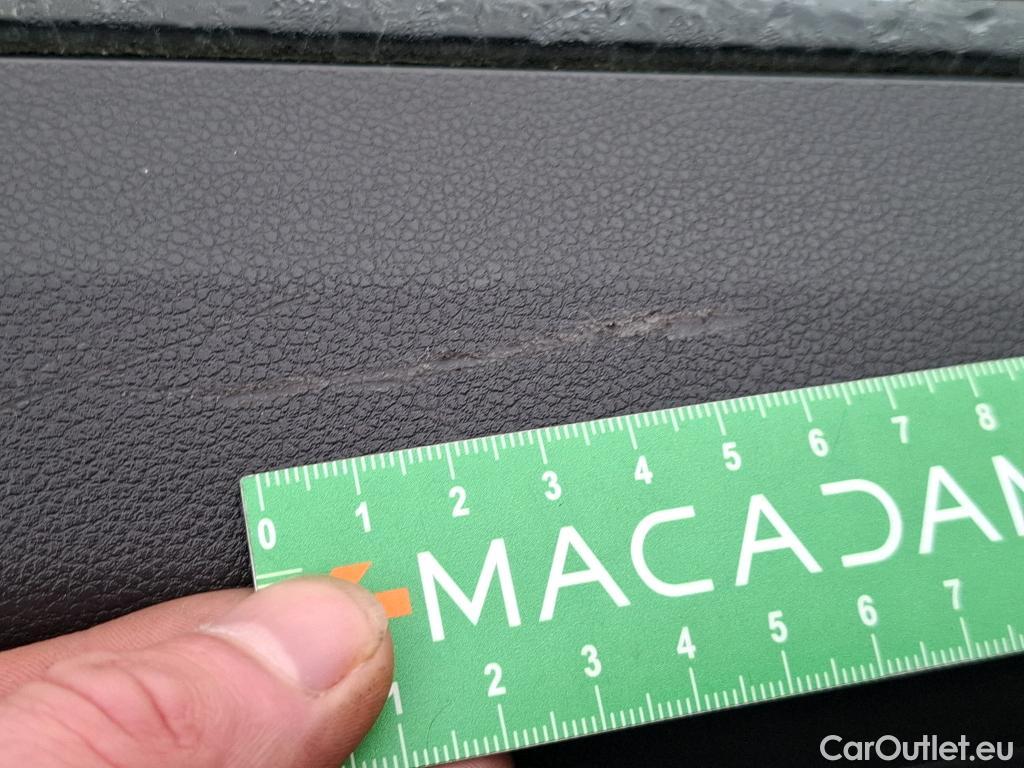  Volkswagen  Golf  VOLKSWAGEN / 2020 / 5P / Berline 2.0 TDI SCR 115 DSG7 Life Busi #2