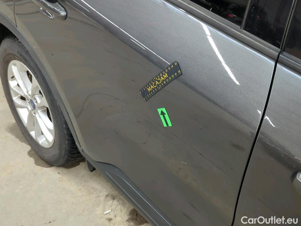  Ford  Kuga 2.0 EcoBlue 190CP Titanium X A8 AWD #35