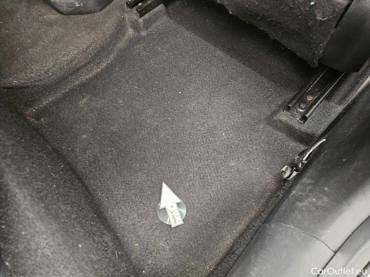  Hyundai  i20 1.0 T-GDi 100CP Led Line 7DCT #64