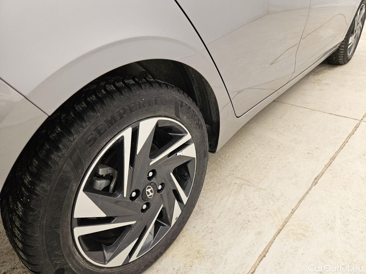  Hyundai  i20 1.0 T-GDi 100CP Led Line 7DCT #33