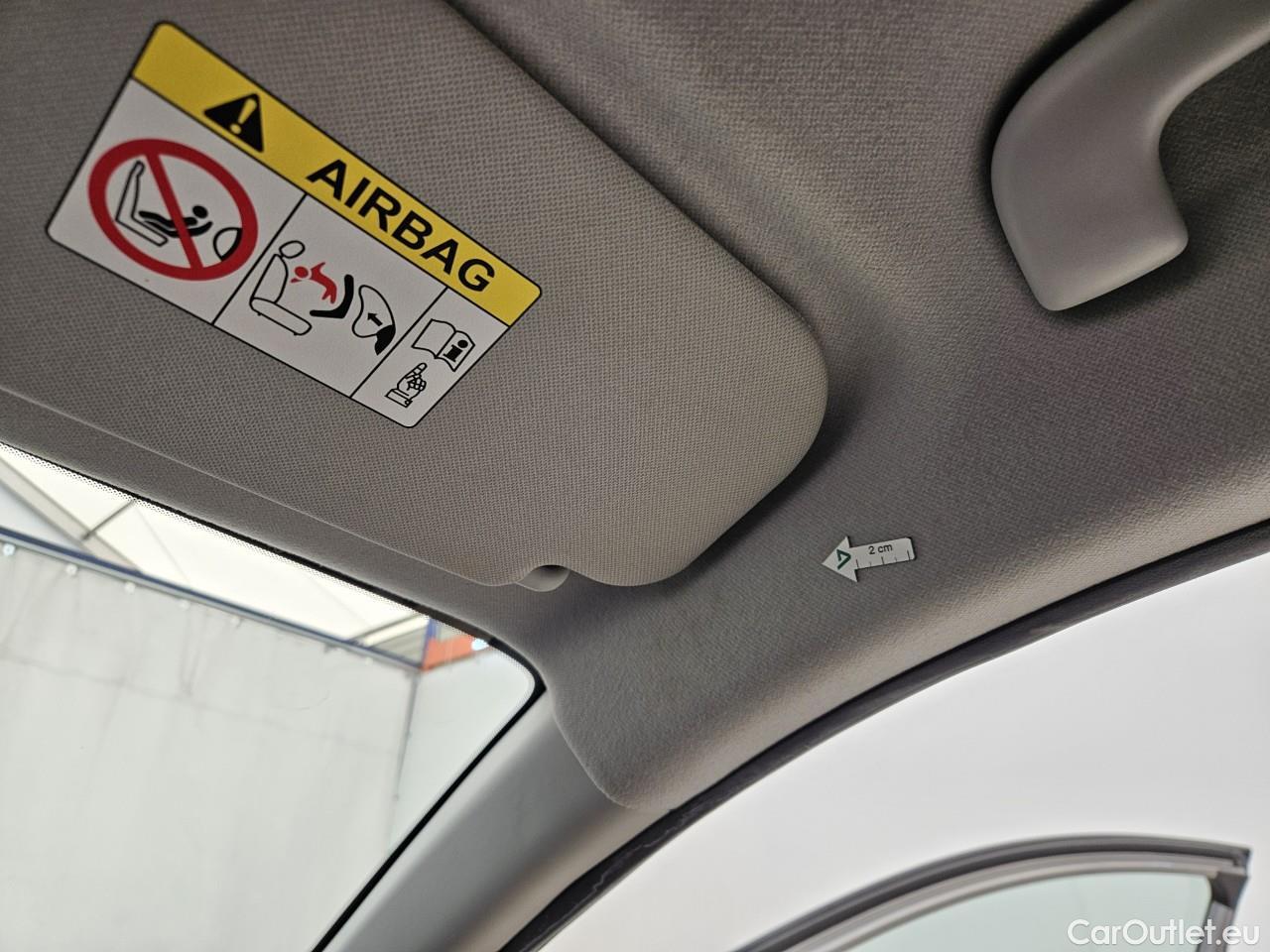  Hyundai  i20 1.0 T-GDi 100CP Led Line 7DCT #60