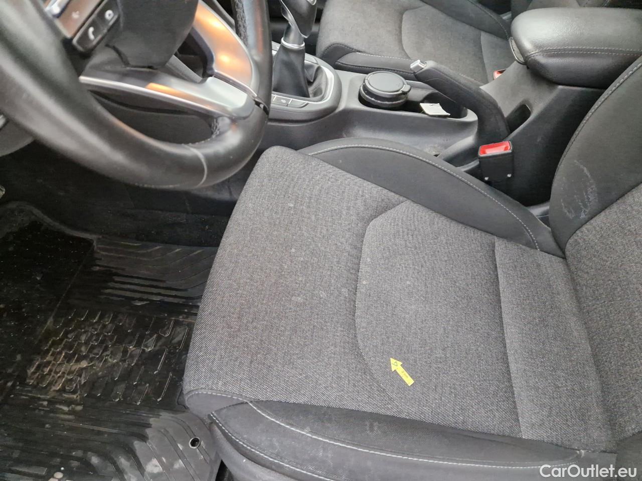  Hyundai  i30 1.5 110CP Highway #24