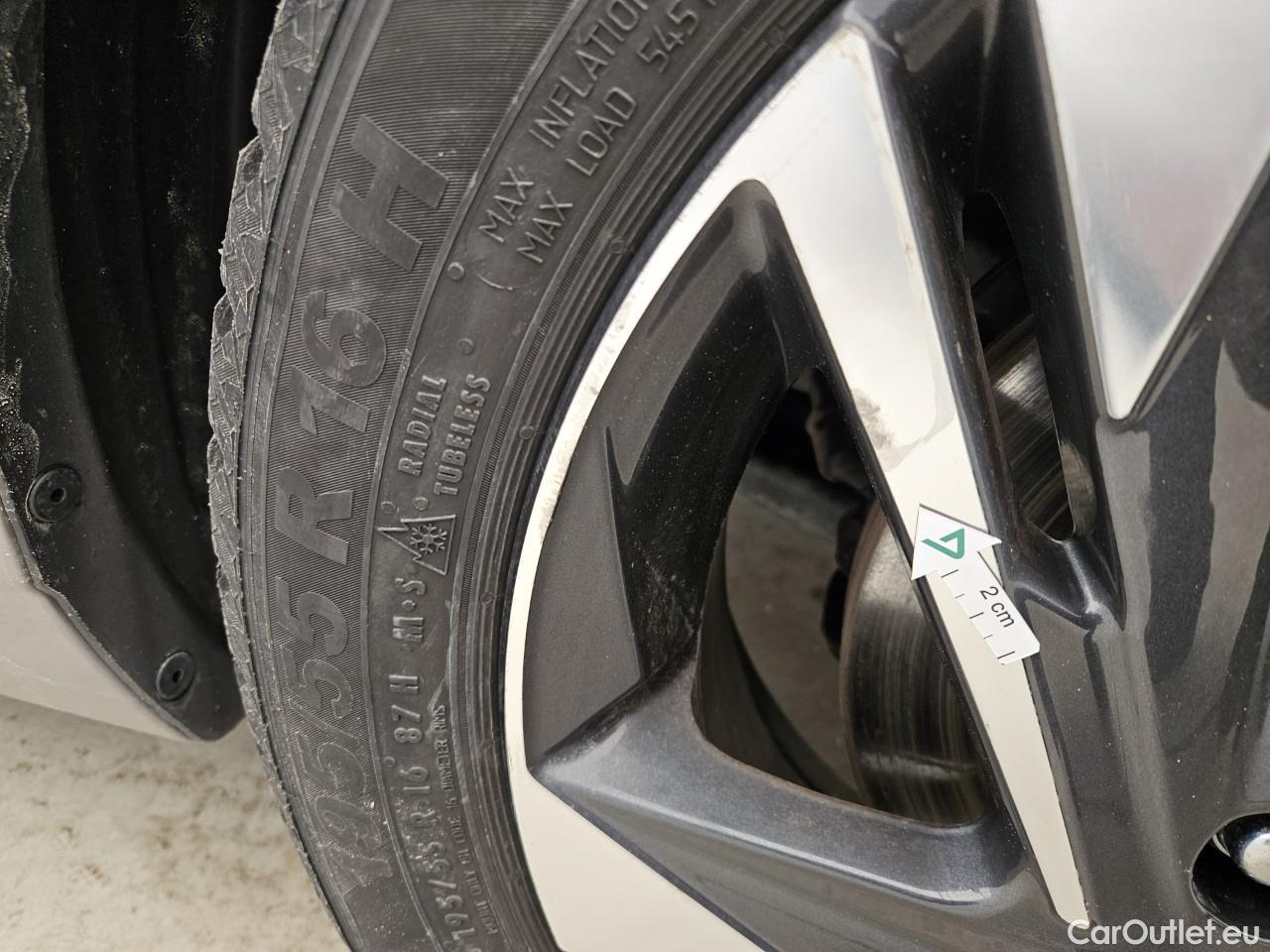  Hyundai  i20 1.0 T-GDi 100CP Led Line 7DCT #23